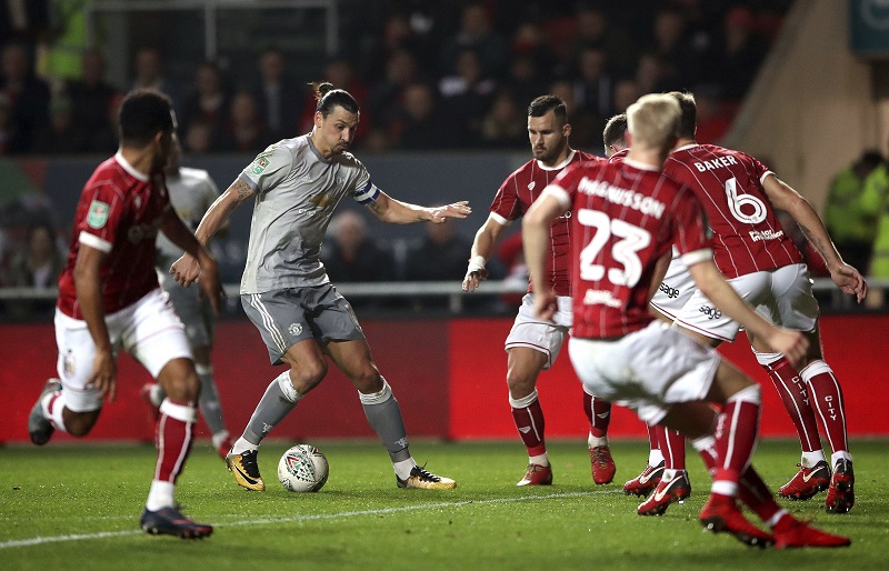 КАРАБАО КУП: Бристол шокирао Манчестер јунајтед, Челси сигуран